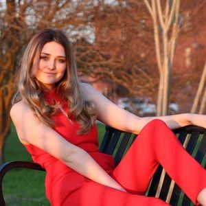 Meet your Posher, Gillian